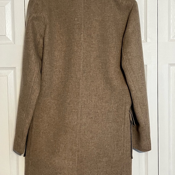 Men’s Hugo Boss 38R slim fit coat - Picture 2 of 9